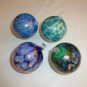 Bicolour blown glass Christmas ball